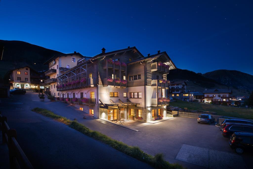 Hotel Marzia Livigno Exteriör bild