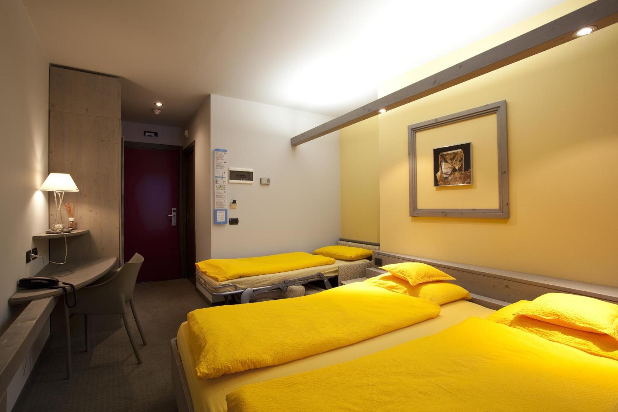 Hotel Marzia Livigno Exteriör bild