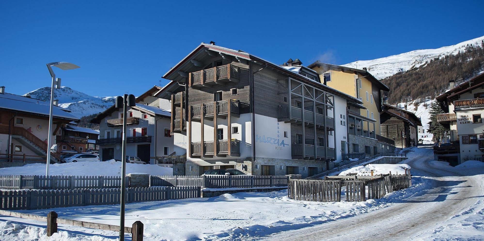 Hotel Marzia Livigno Exteriör bild